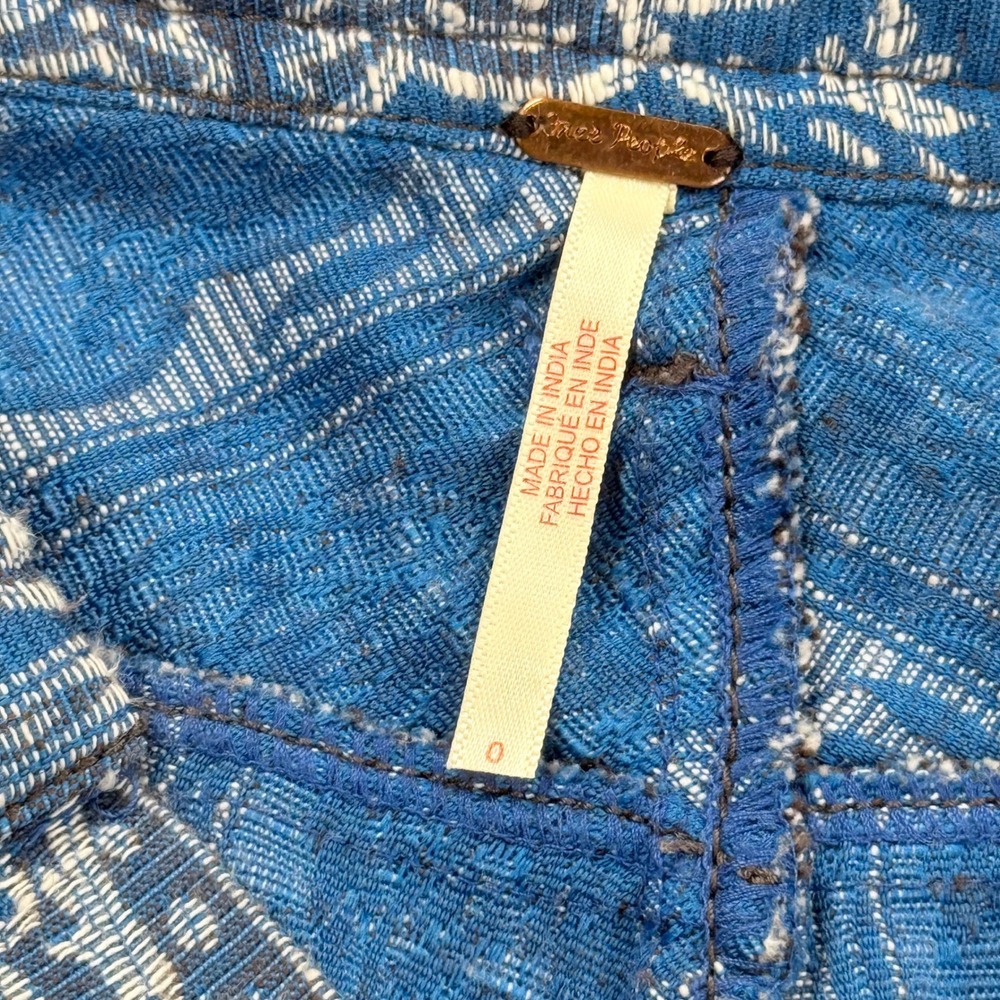 Free People Blue Medallion Stripe Wide Leg Boho Pants Linen Blend Size 0 - Picture 8 of 11